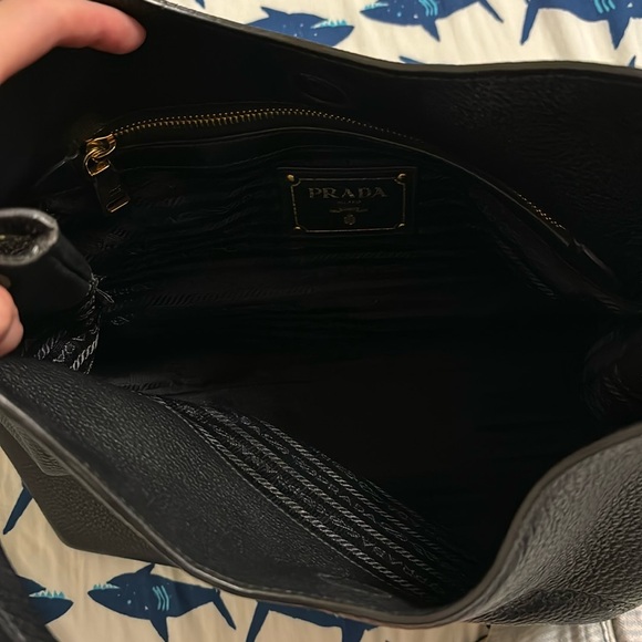Prada bag - Picture 5 of 7
